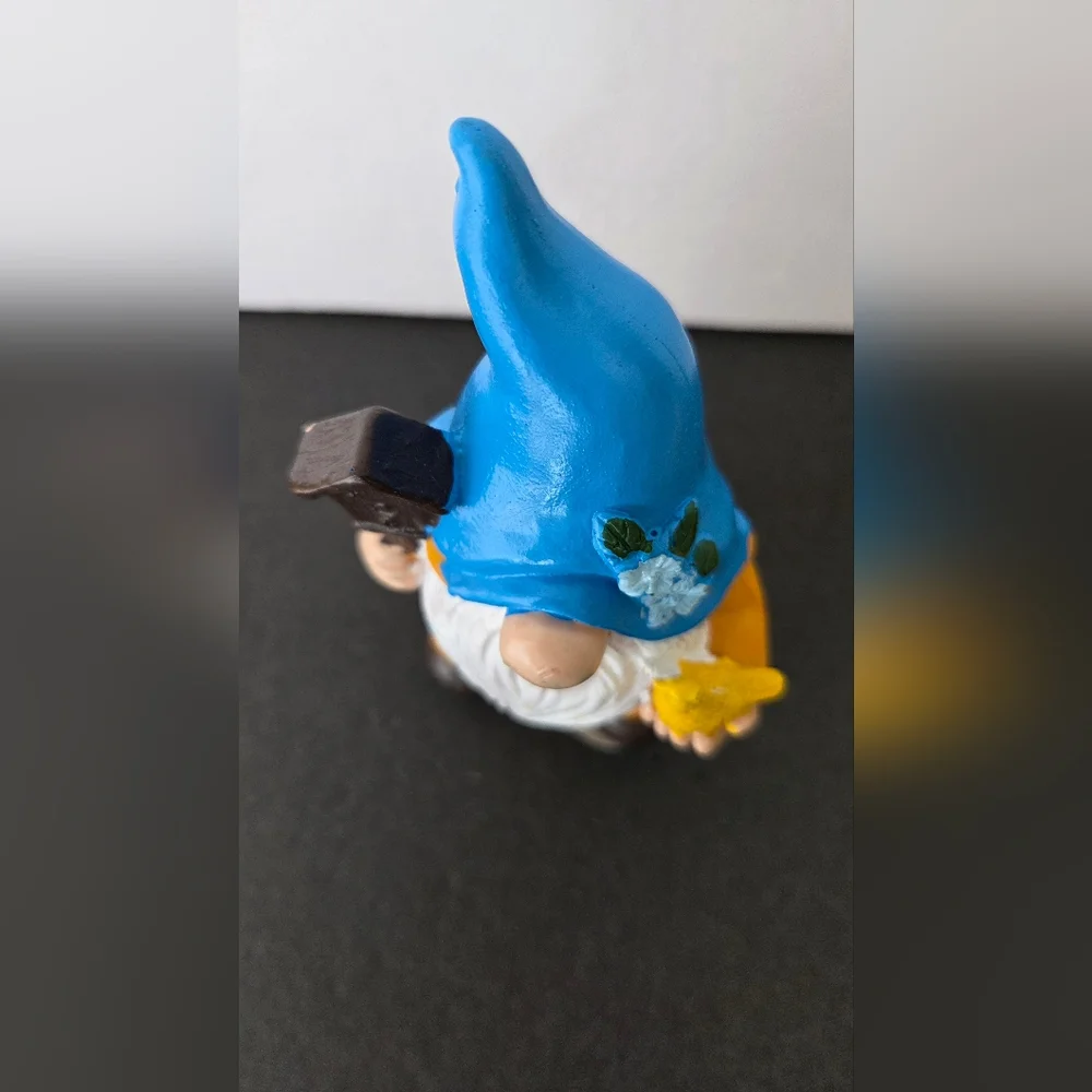 Gnome Figurine 5" Whimsical Forest Home Garden Kitchen Decor - Picture 6 of 10